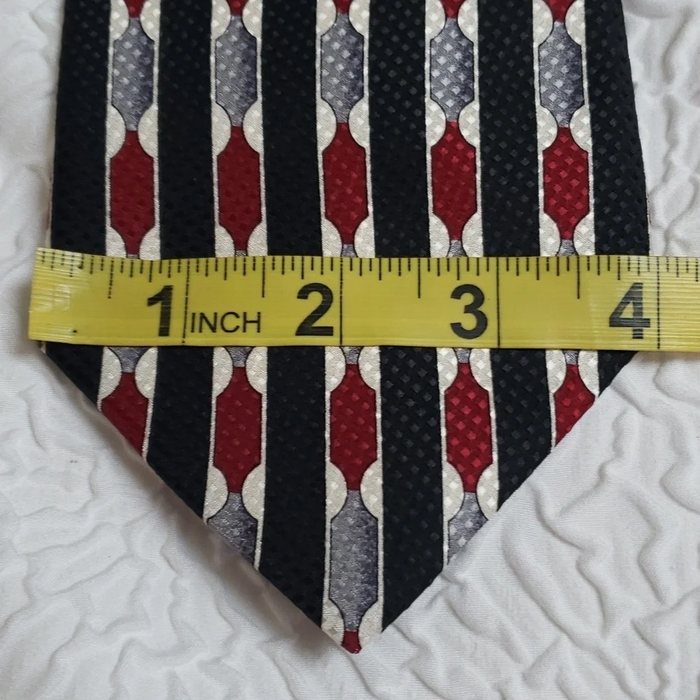 CARLO PALAZZI  100% Silk Hand Made Men's Neck Tie, Black Silver White & Burgundy
